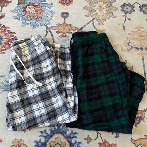 GAP Body Two Flannel Plaid Pajama Joggers Christmas Winter Size Medium